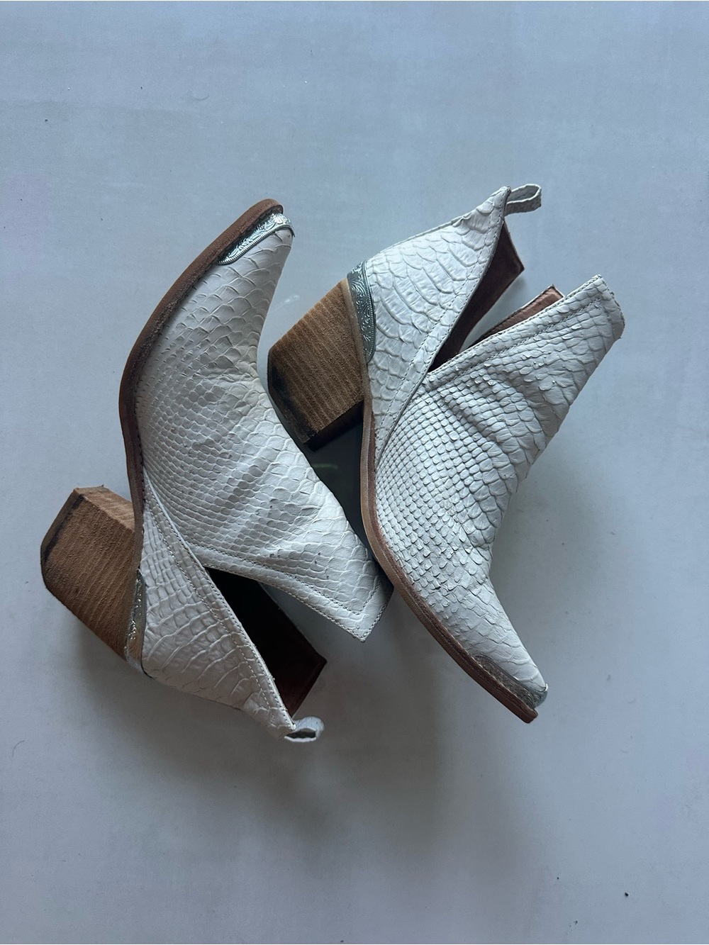 Jeffrey Campbell White Textured Snake-Print Ankle Booties